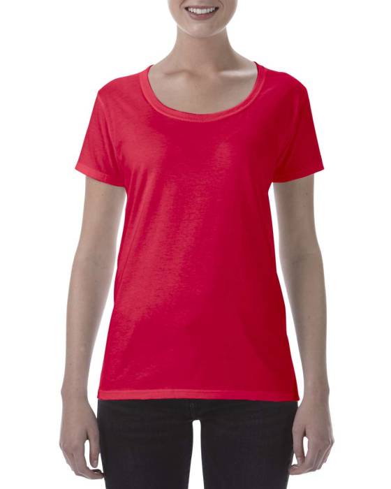 SOFTSTYLE® NŐI DEEP SCOOP PÓLÓ - Red<br><small>EA-GIL64550RE-S</small>