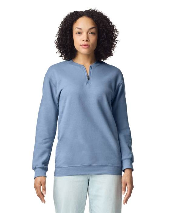 SOFTSTYLE MIDWEIGHT ADULT FLEECE 1/4 ZIP SWEATSHIRT