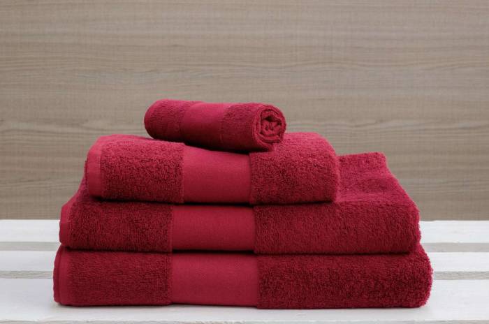 OLIMA CLASSIC TOWEL - Chilli Red, #a52e3a<br><small>UT-ol450chr-100x150</small>