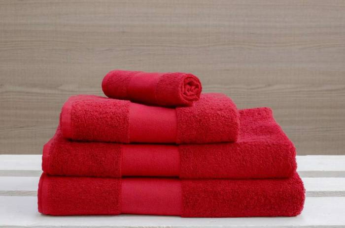 OLIMA CLASSIC TOWEL - Red, #C31623<br><small>UT-ol450re-100x150</small>