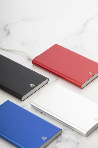 RaluFour power bank
