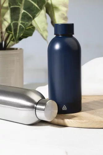 Pumono újrahasznosított rozsdamentes acél kulacs