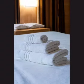 Olima High-Quality Hotel Towel (70X140, White)