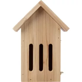 Lepkeház fenyőfából