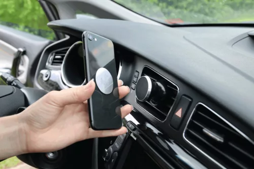FLUX - mágneses mobiltelefon tartó