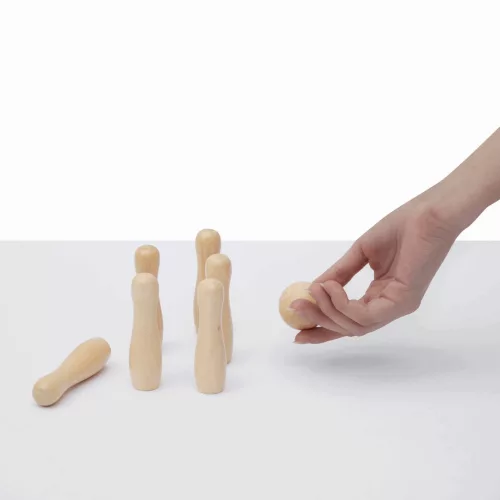 FIRST STRIKE - tekejáték