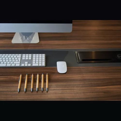 Bambusz golyóstoll érintőképernyőhöz (14,9 × ø 1,1 cm, Fekete)