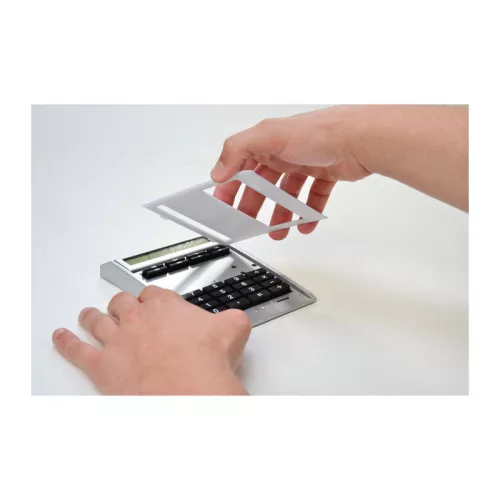 Egyediesíthetó számológép