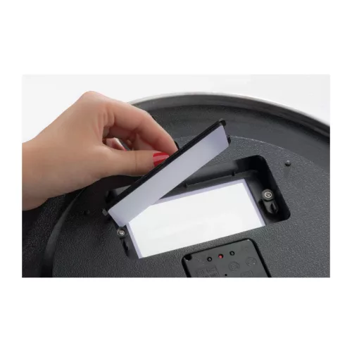 Rádióvezérlésű fém falióra