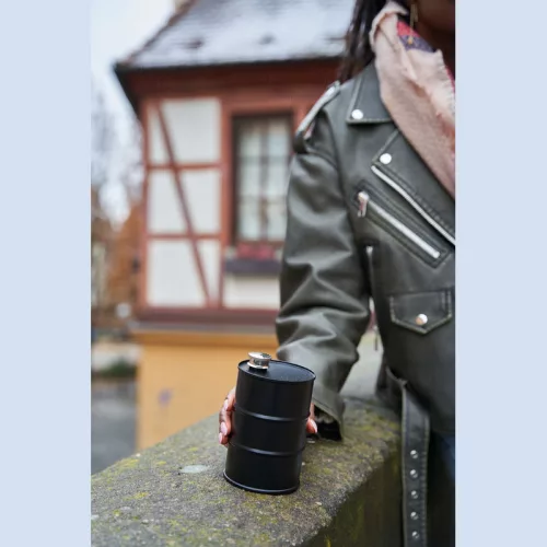 Hordó formájú flaska, 600 ml