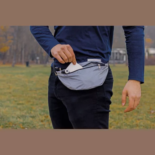 Övtáska fényvisszaverős anyagból