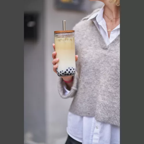 Üvegpohár szívószállal és bambusz fedéllel, 650 ml