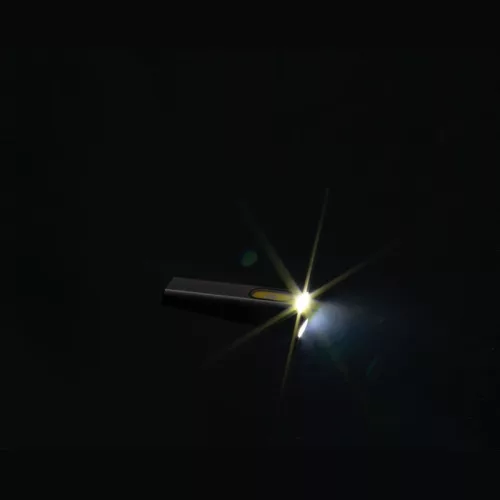 Újratölthető zseblámpa