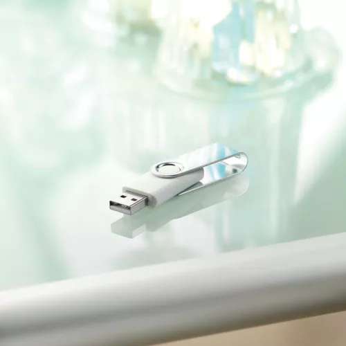 Techmate. USB flash 8GB (Fehér)