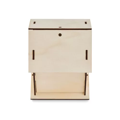 Csináld-magad fa madárház