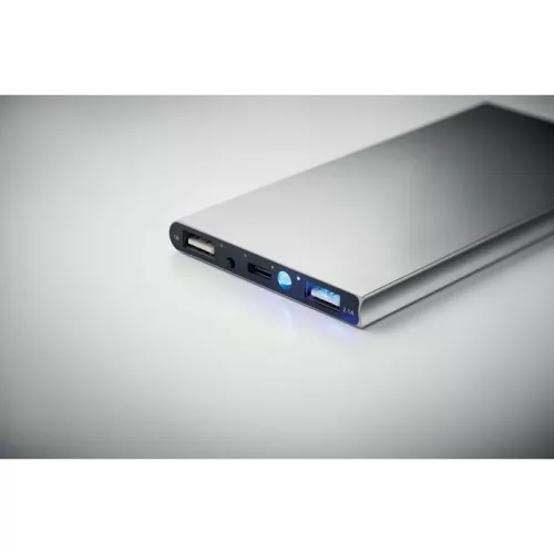 8000 mAh powerbank akkumulátor (Matt Ezüst)