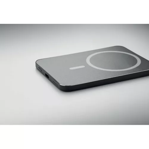 Vékony mágneses powerbank 20W
