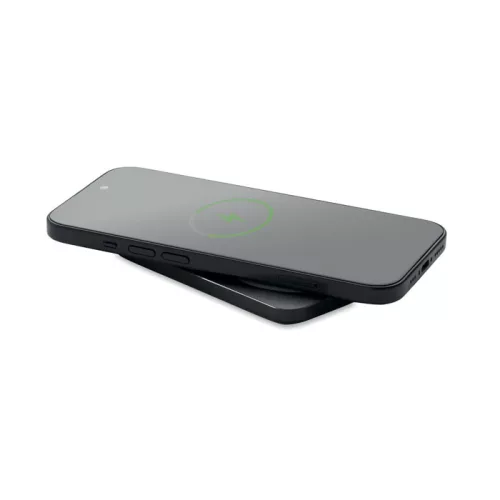 Vékony mágneses powerbank 20W